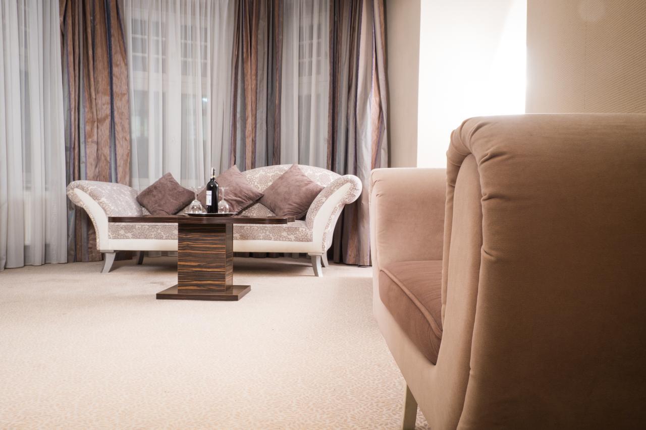 City Boutique Hotel Zielona Gora  Bagian luar foto