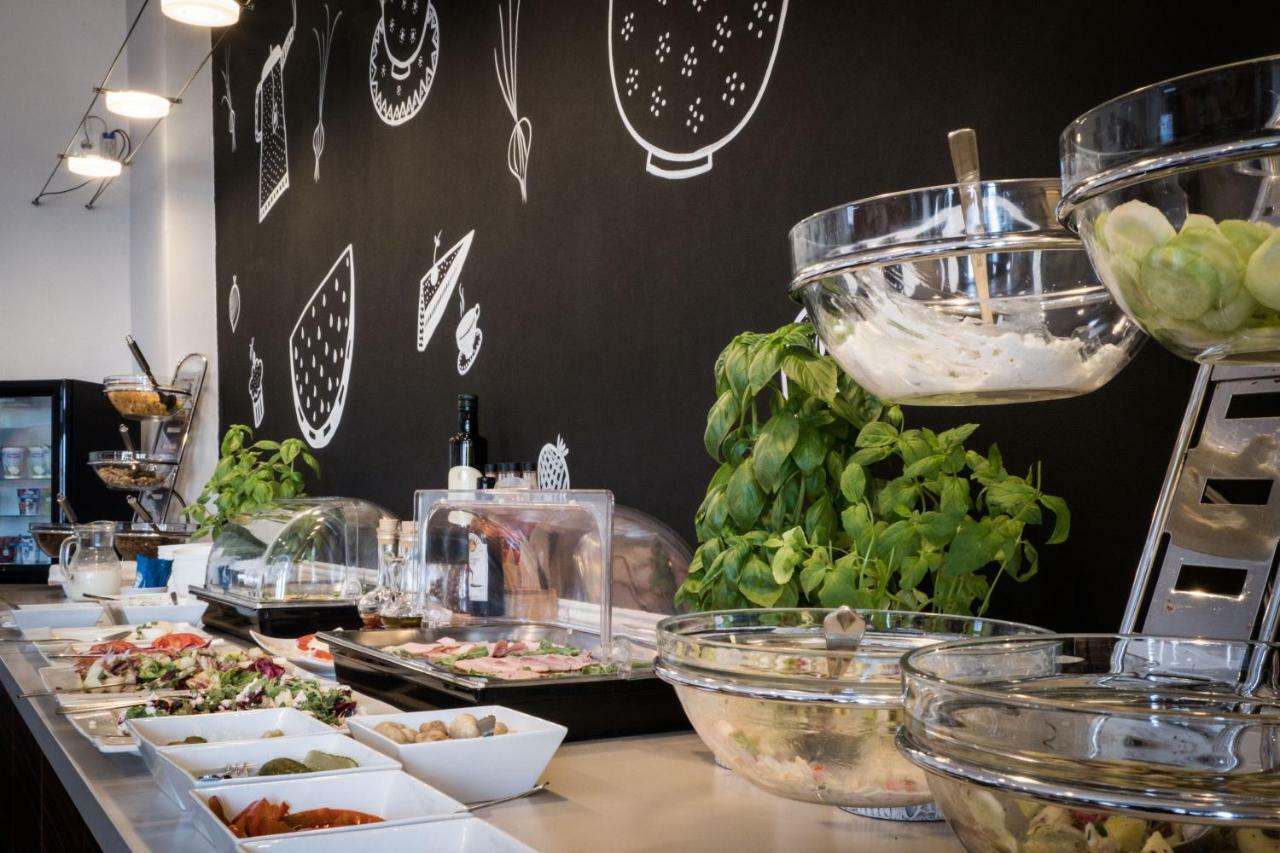City Boutique Hotel Zielona Gora  Bagian luar foto